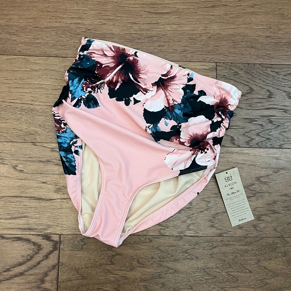Albion Women’s High waisted Swim bottoms